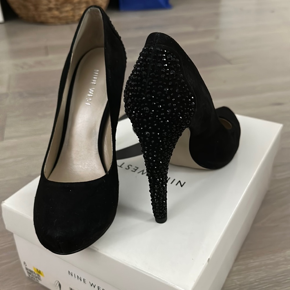 Nine West black studded pumps. Size 36 6